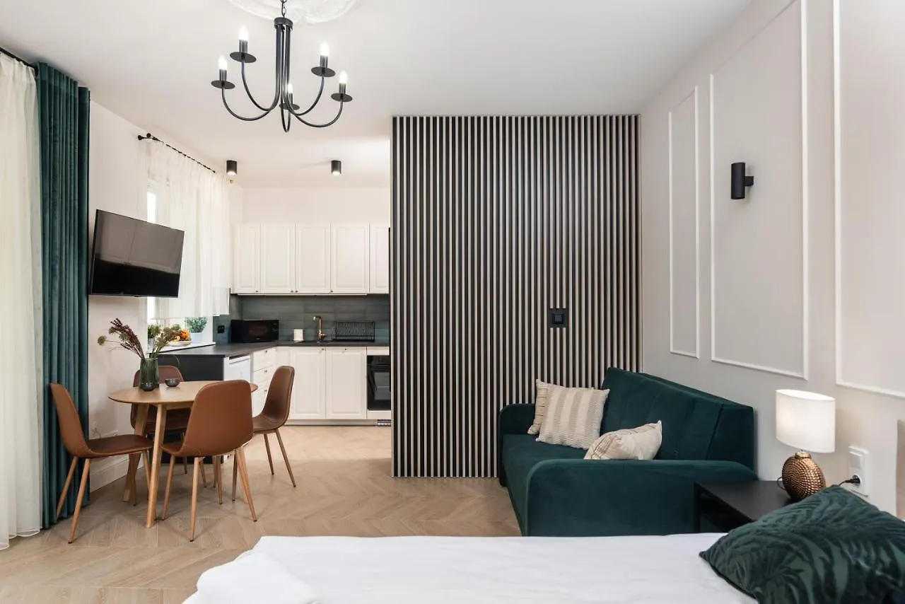 Atrium - Old Town Luxury Apartments - By Upstairs Krakow
