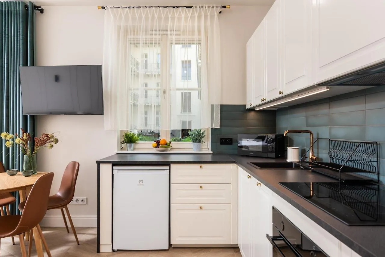 Atrium - Old Town Luxury Apartments - By Upstairs Krakow